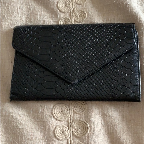 Black and Navy Wallet - Picture 1 of 2